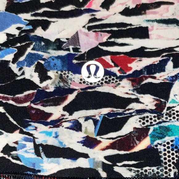 Lululemon size 4 perfect new condition with no tags leggings. - Picture 8 of 9